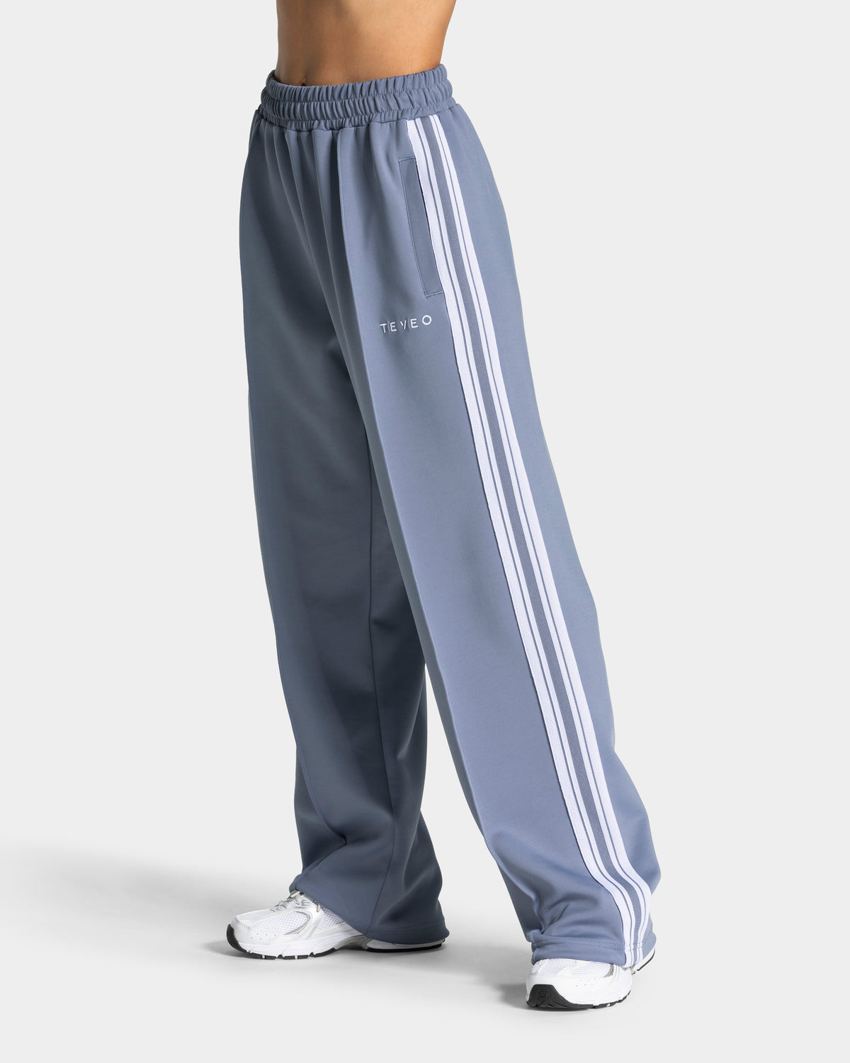 Club Straight Leg Joggers ‘Steel Blue’