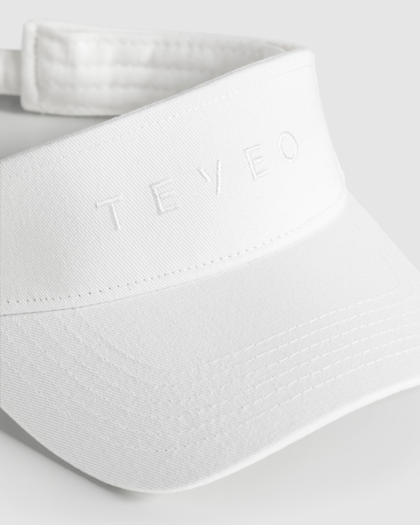 Casquette visière Club « blanc cassé »