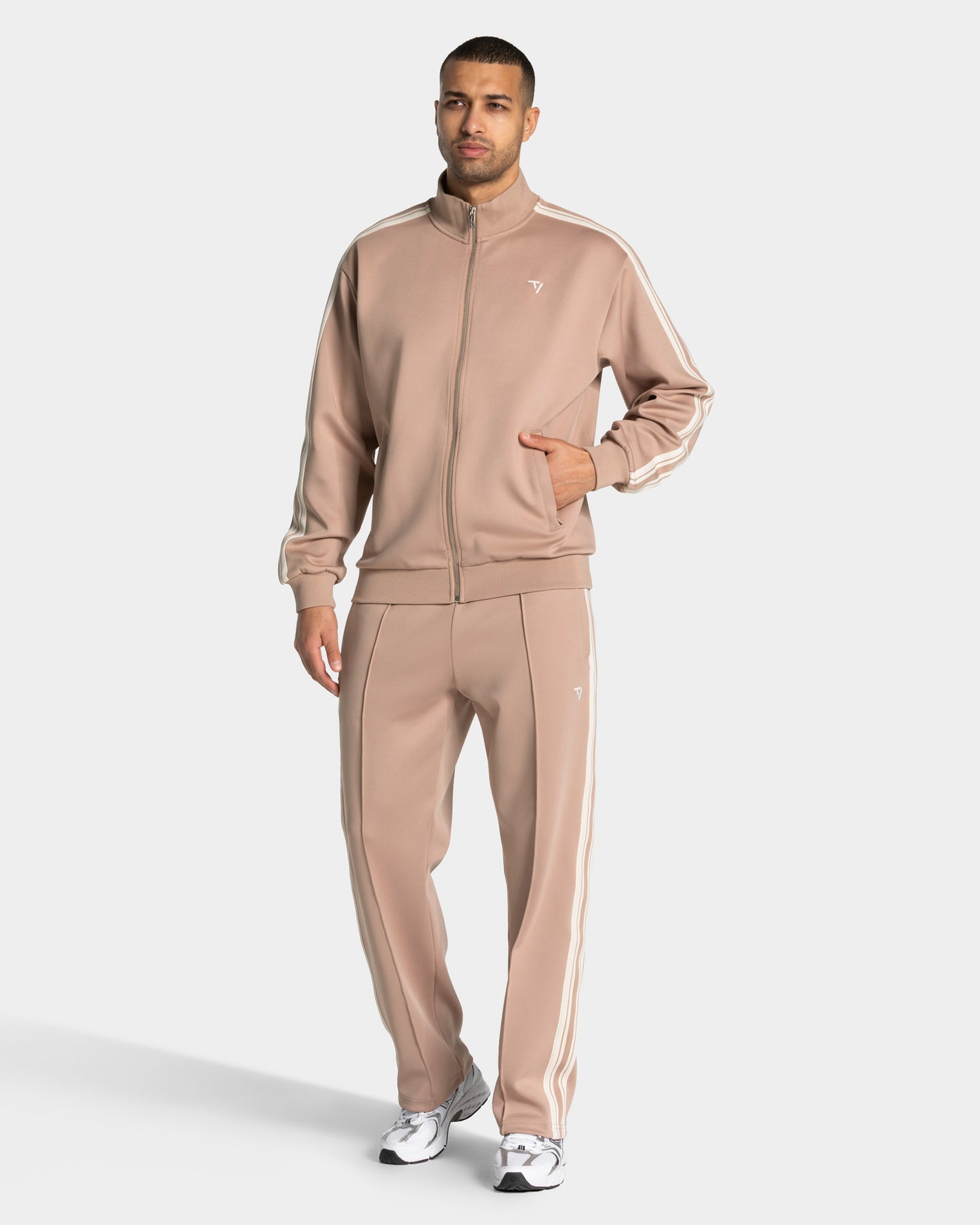 Club Zip Jacket ‘Beige’