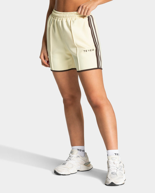 Club Shorts "Butter Yellow"