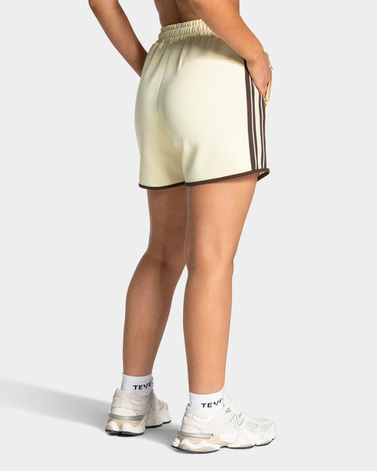 Club Shorts "Butter Yellow"