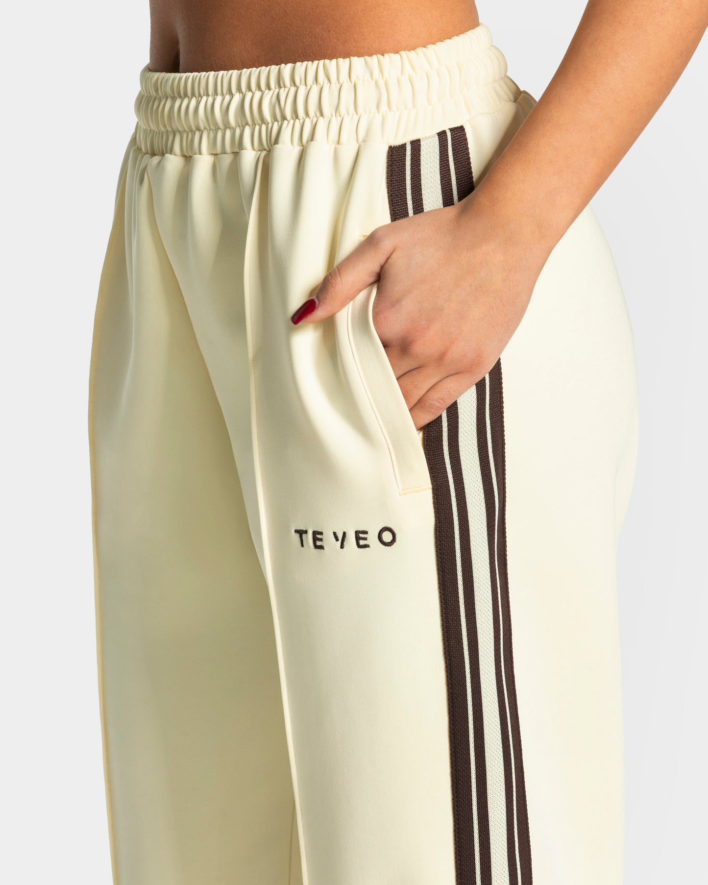 Club Straight Leg Joggers ‘Butter Yellow’