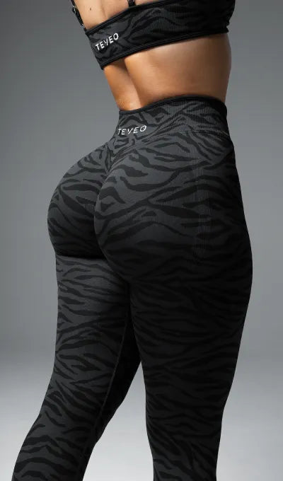 Contrastline Sculpt Scrunch Leggings