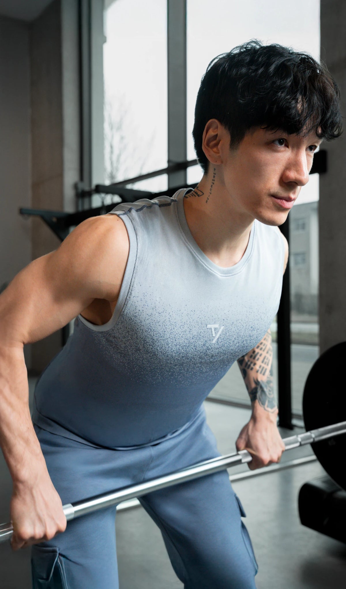 Lift Seamless Tank