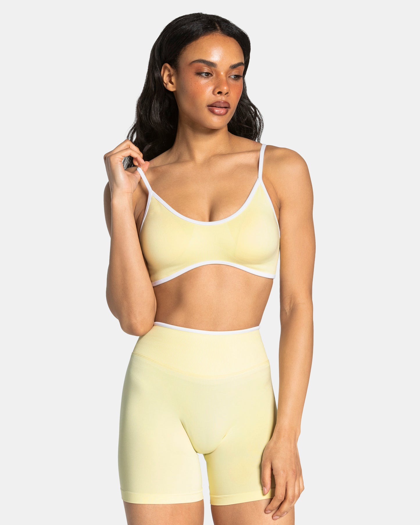 Contrastline Bra ‘Butter Yellow’