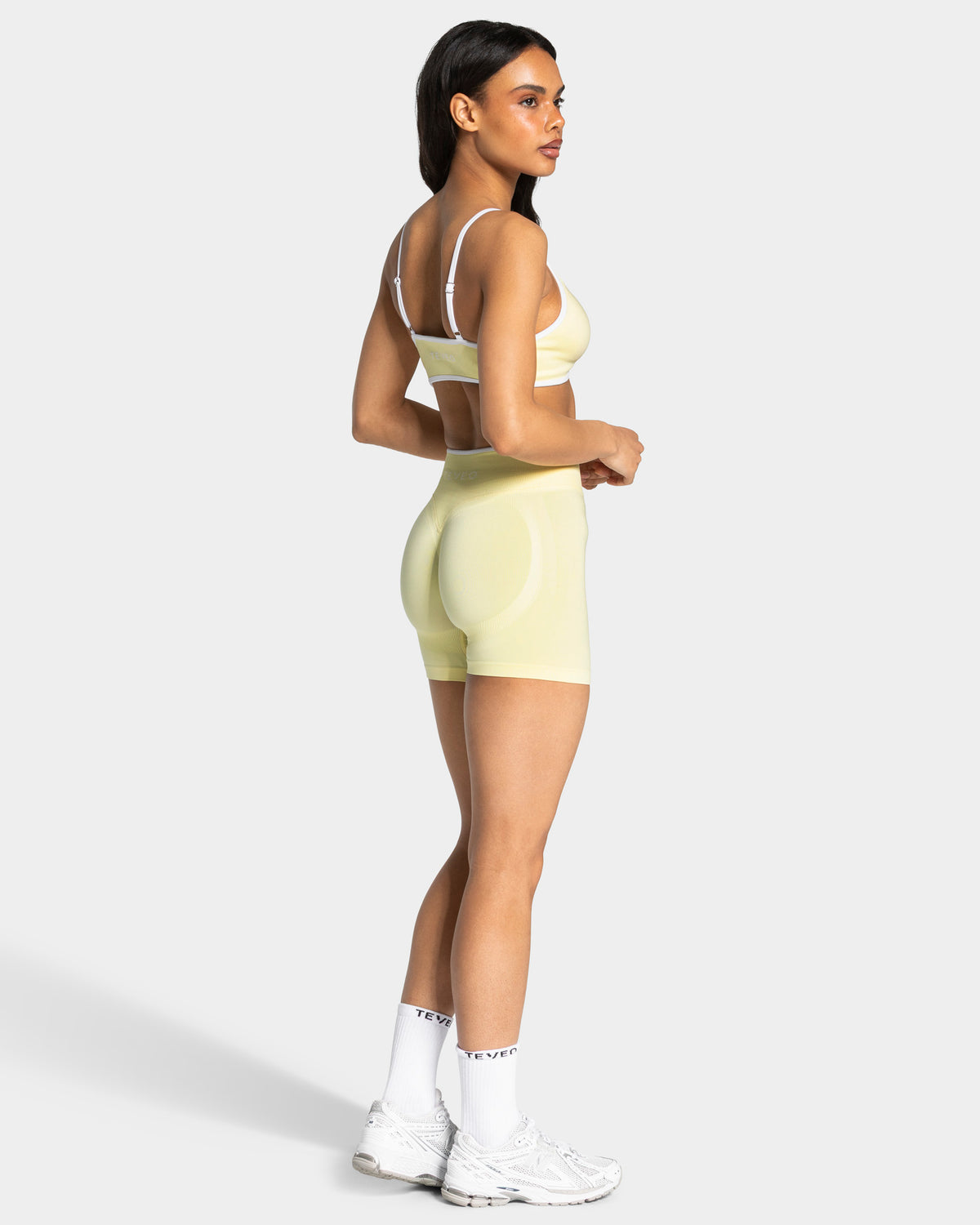 Shorts Sculpt Scrunch Contrastline "Butter Yellow"