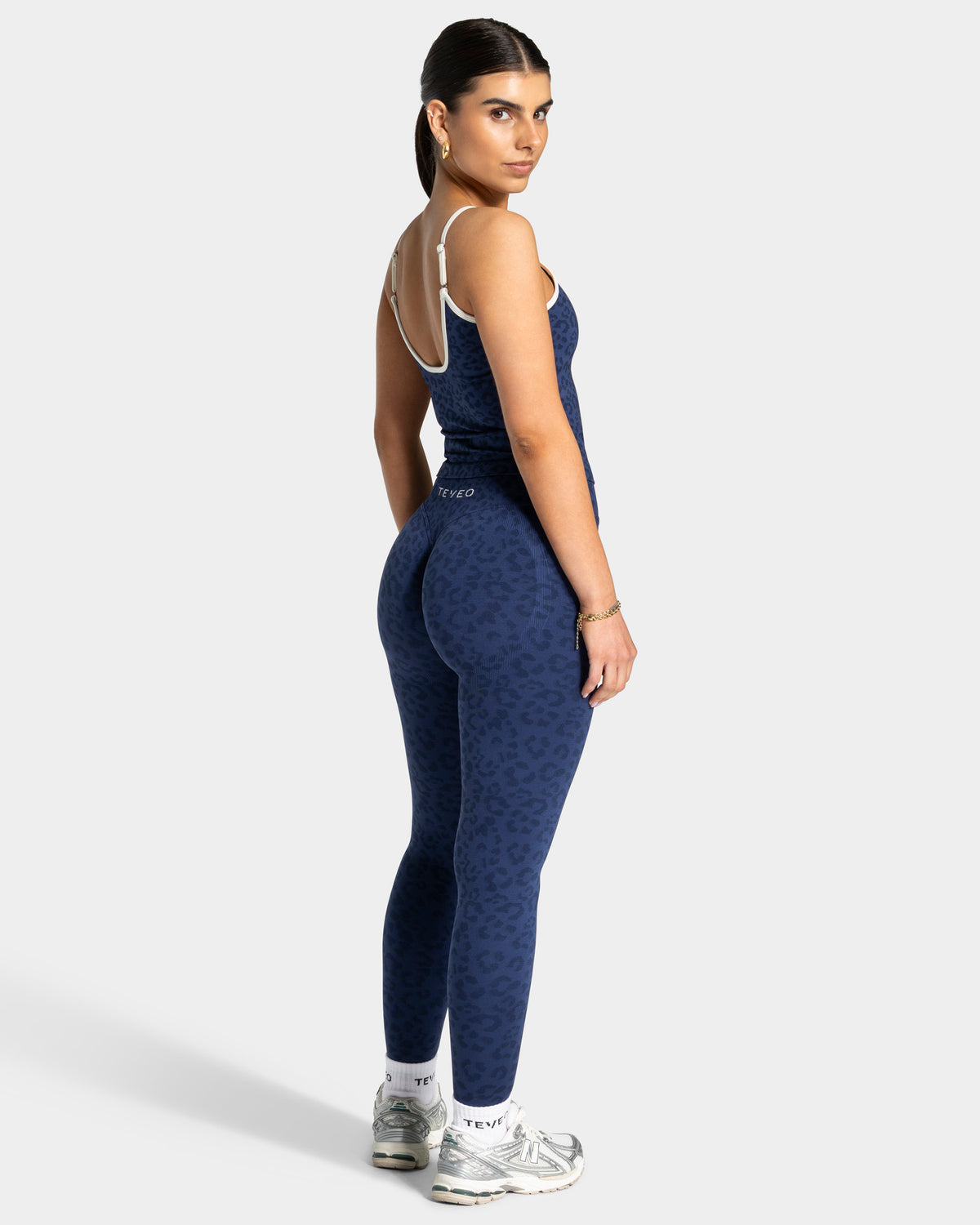 Contrastline Cami Top ‘Dark Blue Leopard’