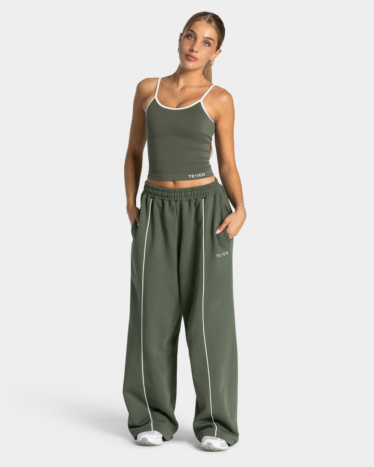 Contrastline Cami Top ‘Khaki’