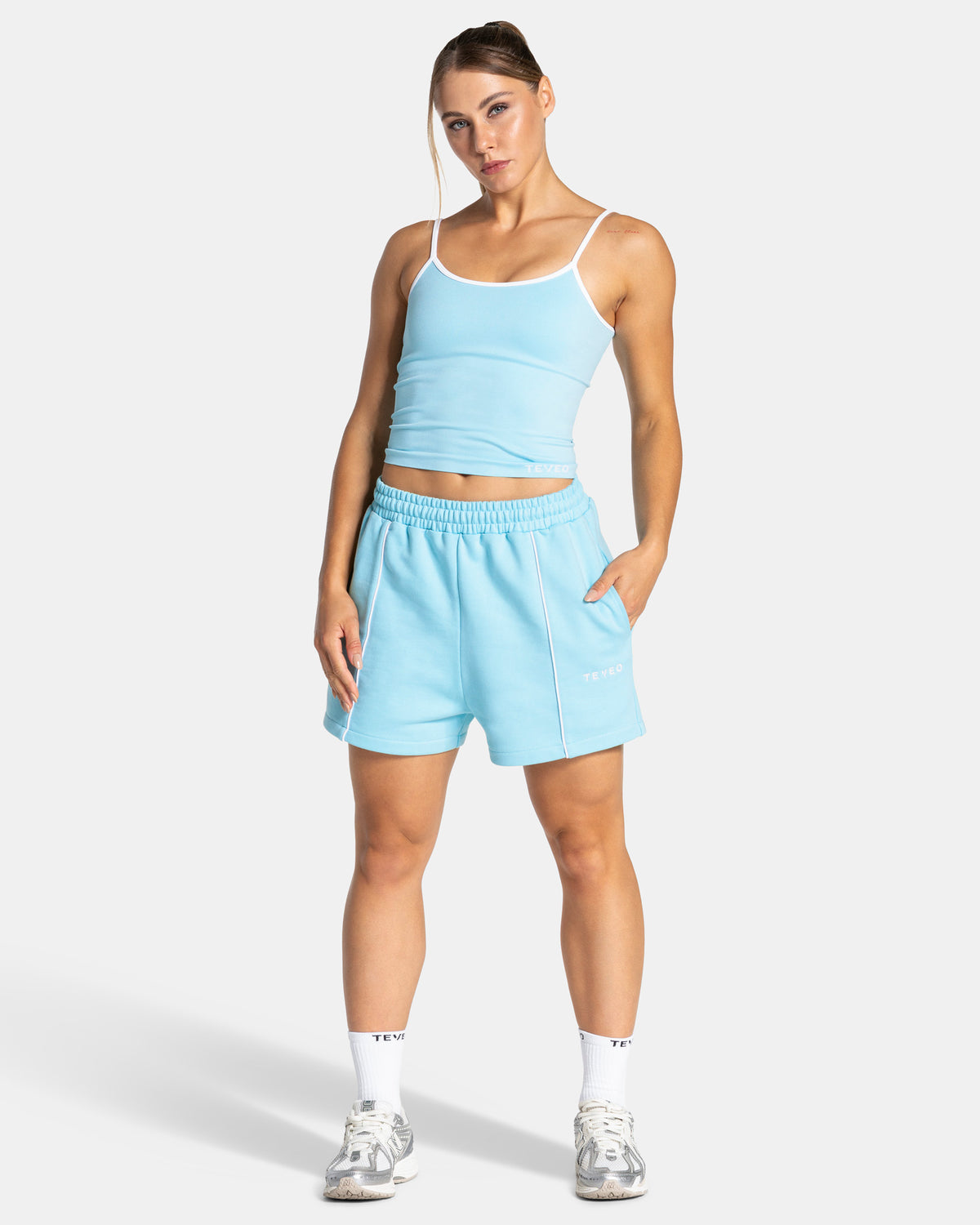 Contrastline Oversized Shorts ‘Arctic Blue’