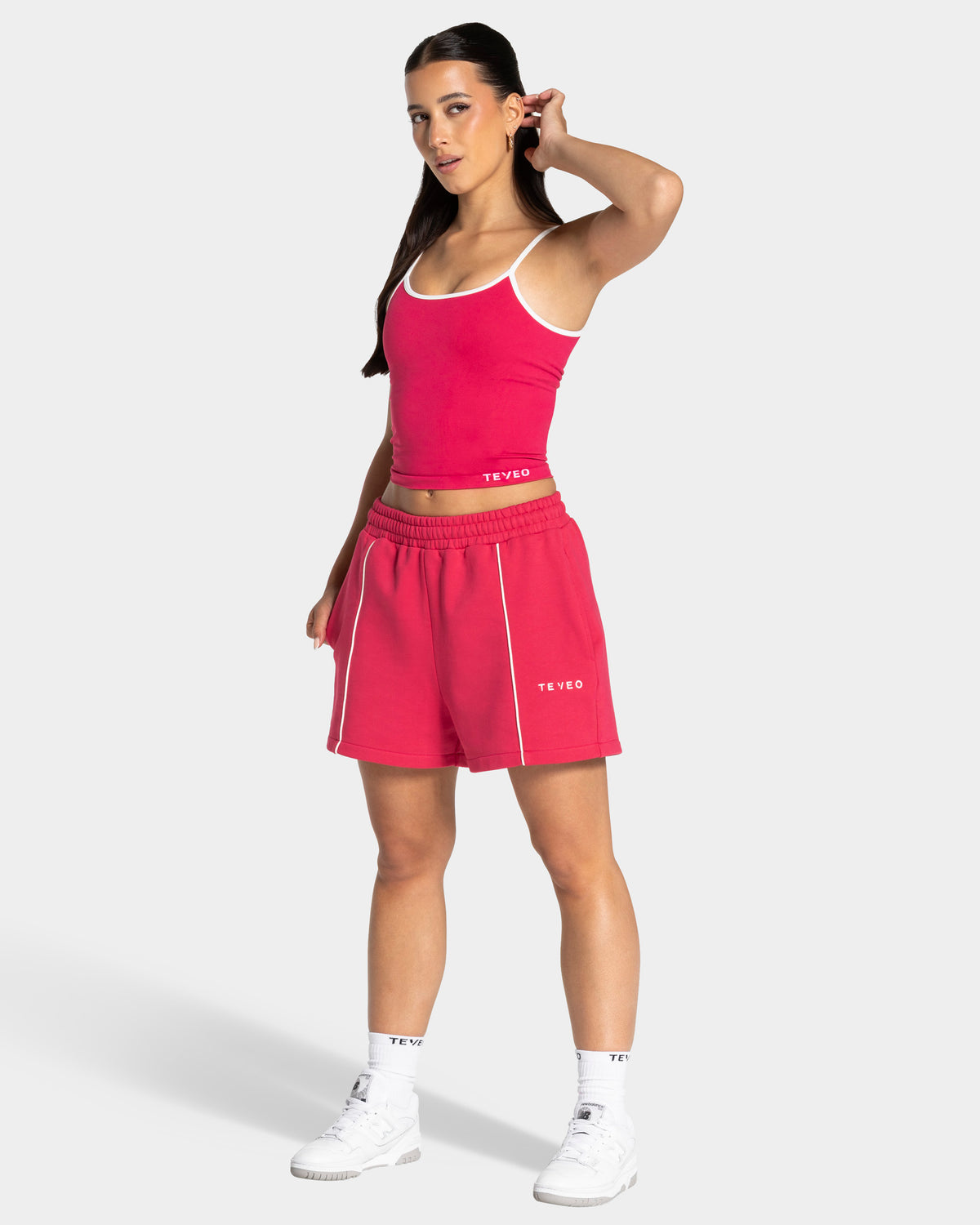 Contrastline Oversized Shorts ‘Berry’