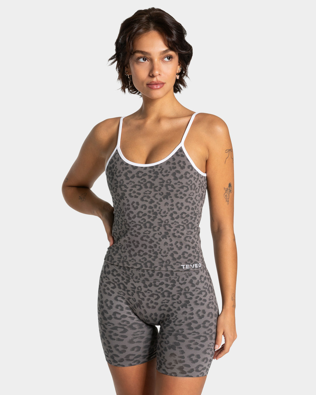 Top Cami Contrastline “Stampa leopardata Grafite"