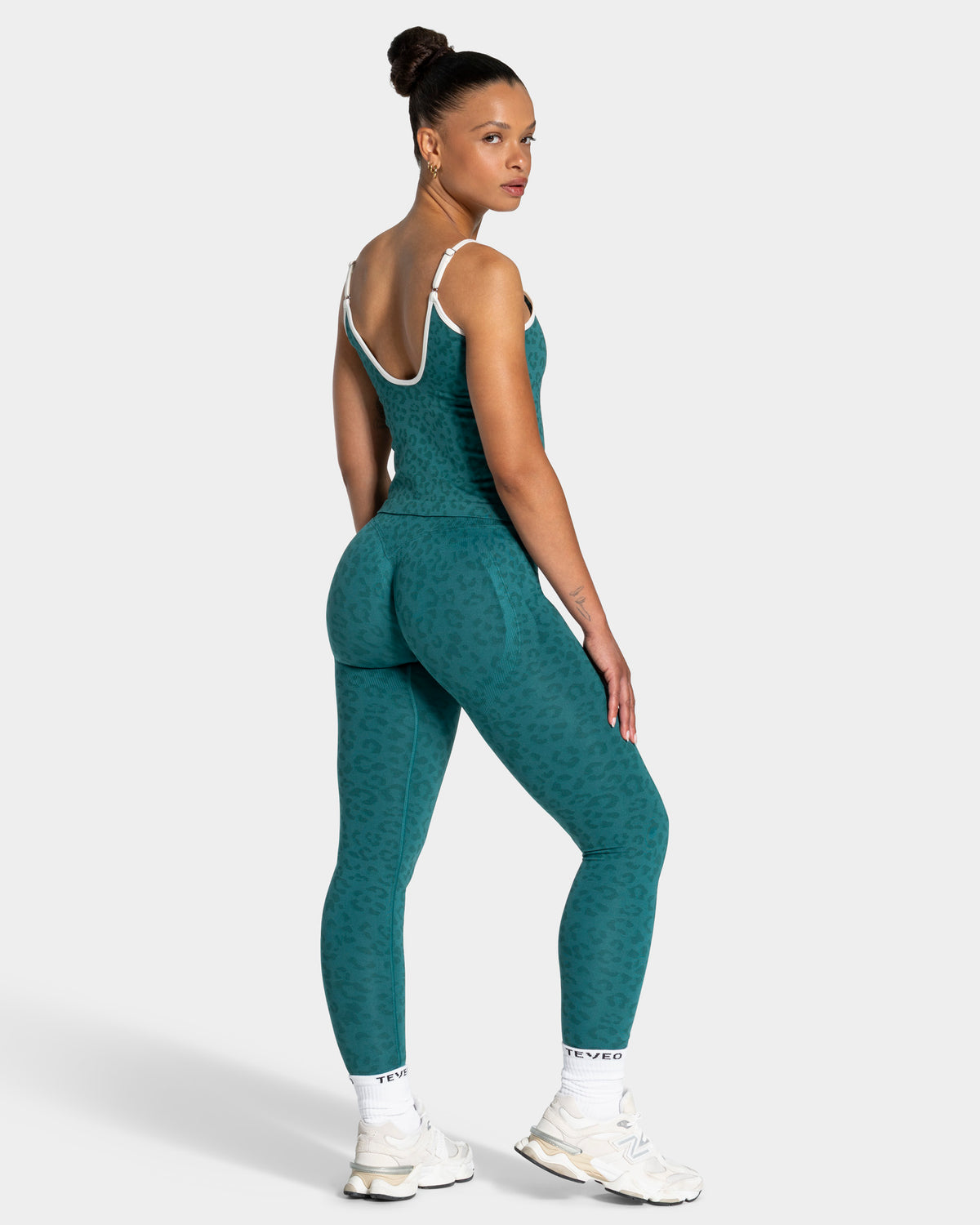 Contrastline Cami Top "Leo Petrol"