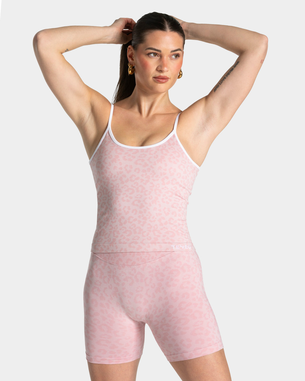 Top Cami Contrastline “Stampa leopardata Rosa"