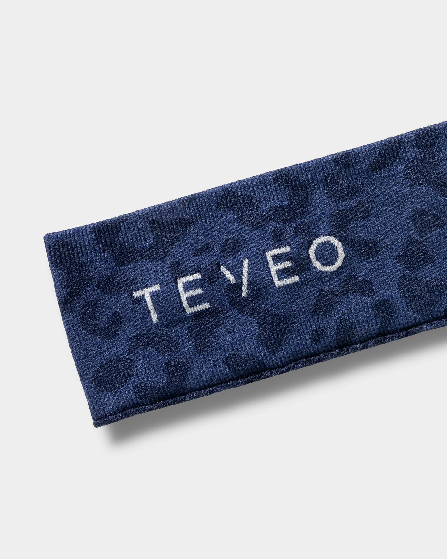 Fascia per capelli Contrastline “Stampa leopardo nel colore Blu Scuro”