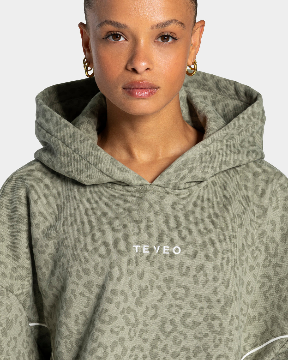 Contrastline Hooded Sweater ‘Khaki Leopard’