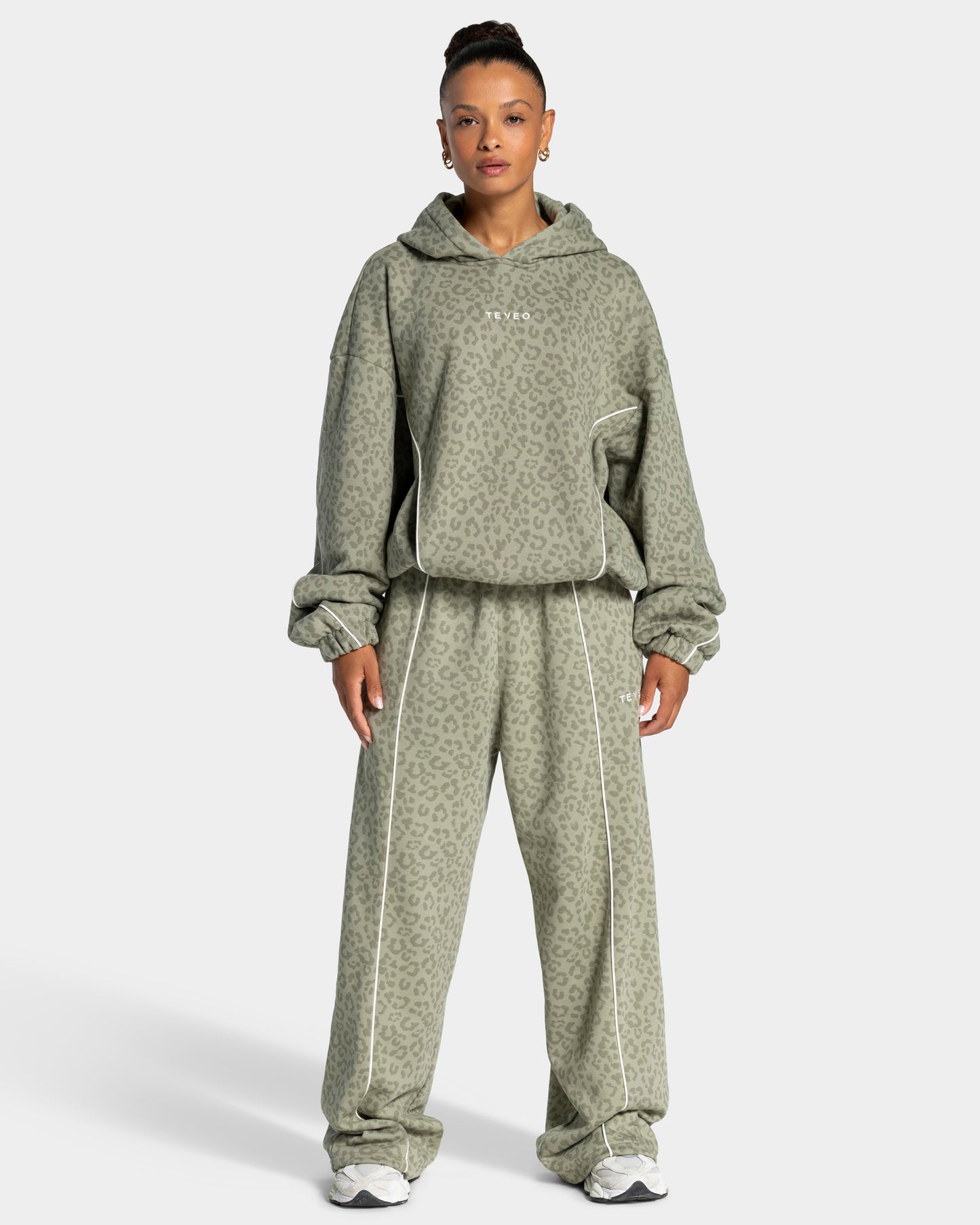 Bluza z kapturem Contrastline „Panterka – khaki”