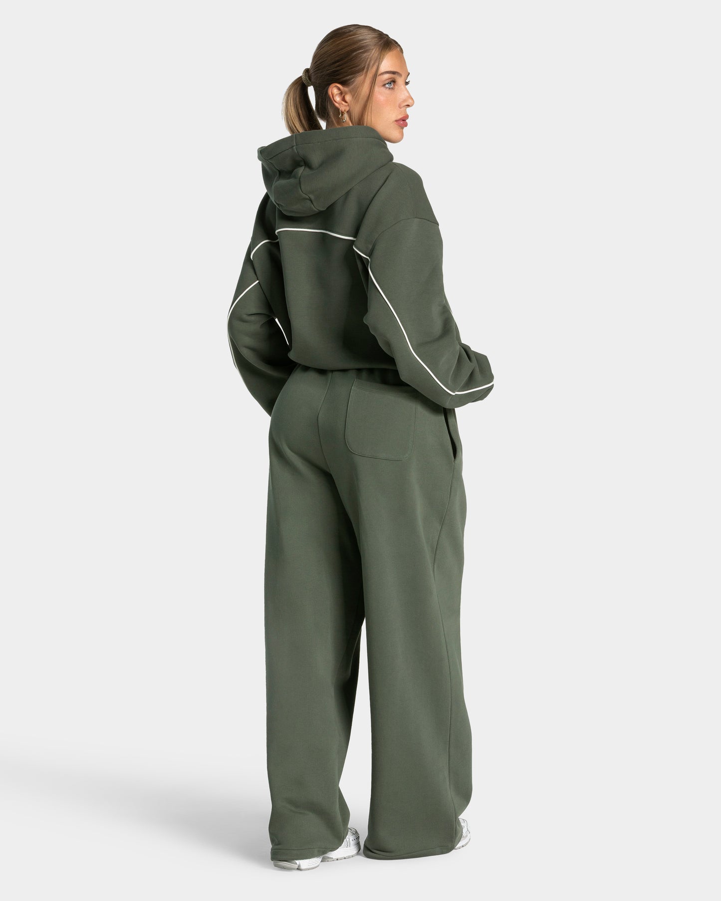 Contrastline Hooded Sweater ‘Khaki’