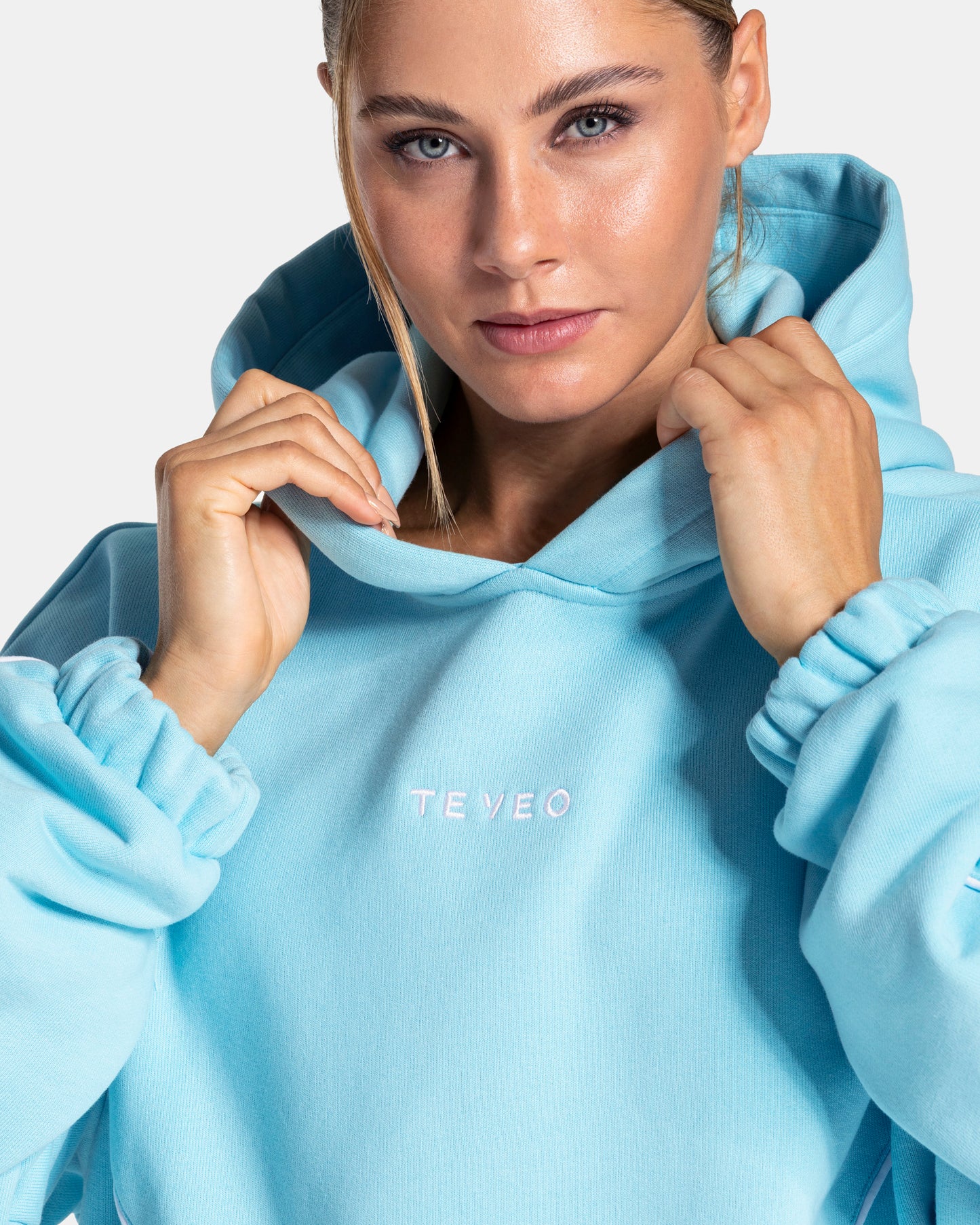 Contrastline Hooded Sweater ‘Arctic Blue’