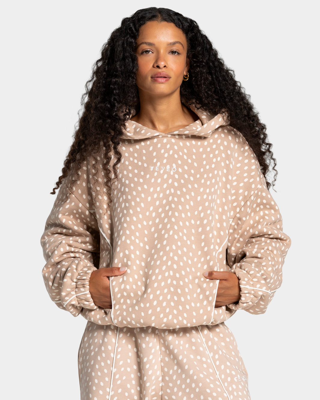 Contrastline Hooded Sweater ‘Bambidots Chestnut’
