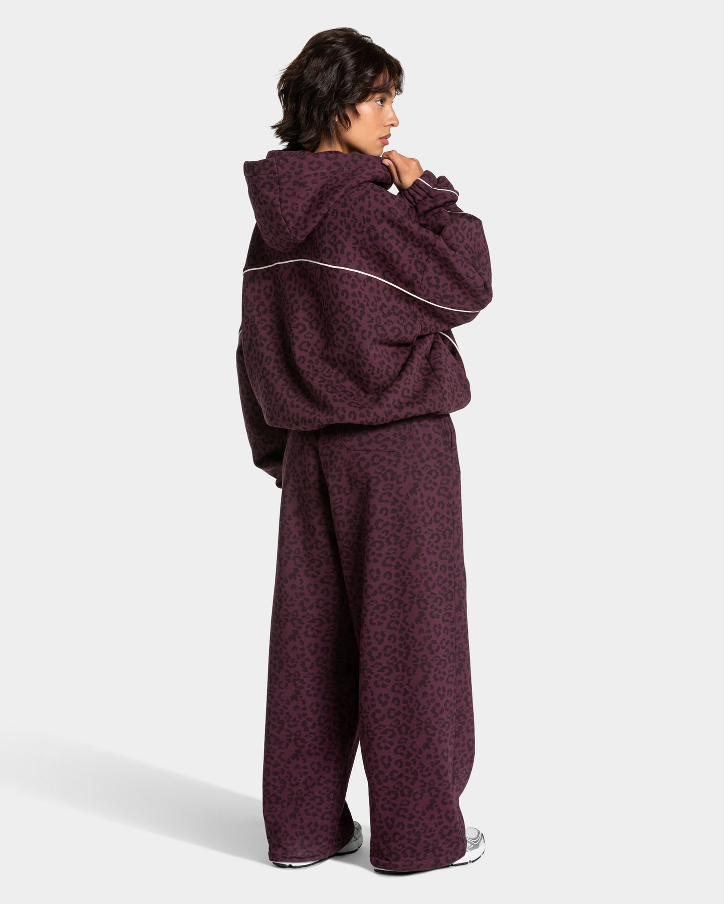 Contrastline Hooded Sweater ‘Merlot Leopard’