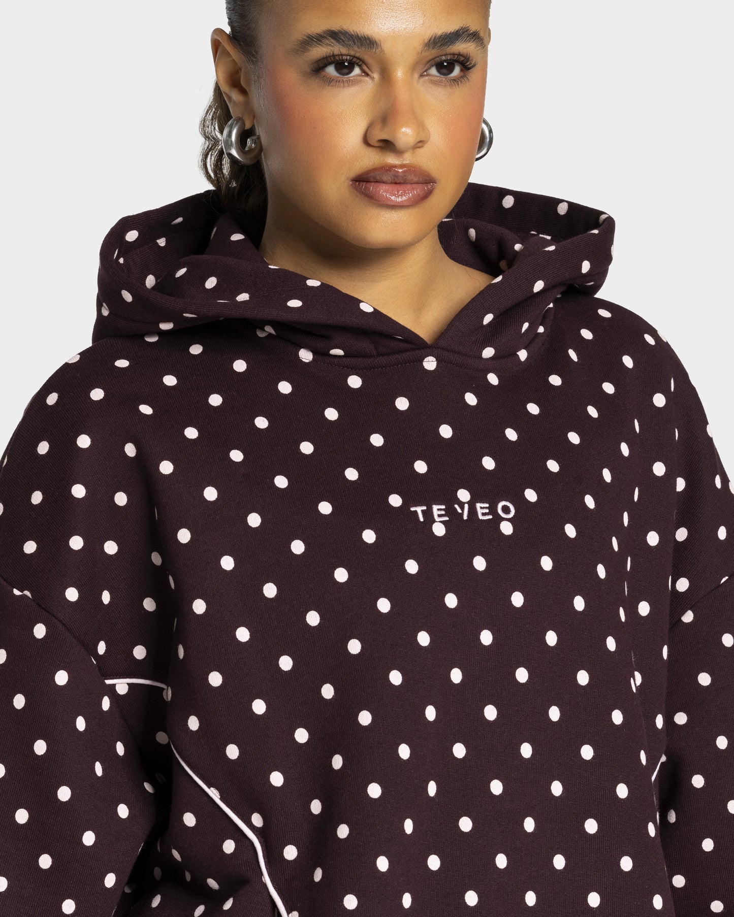 Contrastline Hooded Sweater ‘Merlot Polka Dot’