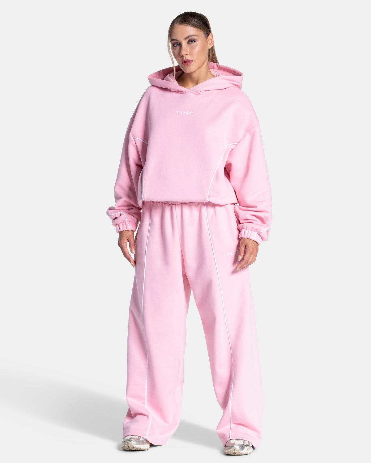 Contrastline Hooded Sweater ‘True Pink’