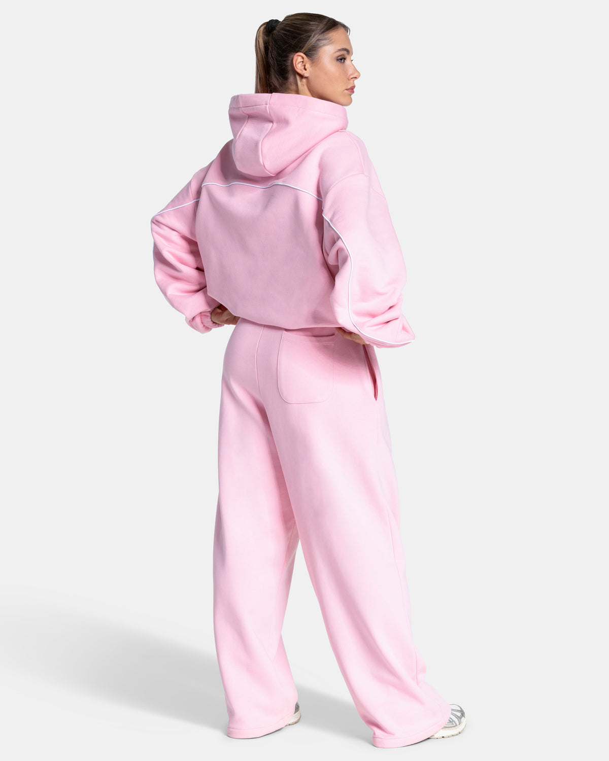 Contrastline Hooded Sweater ‘True Pink’
