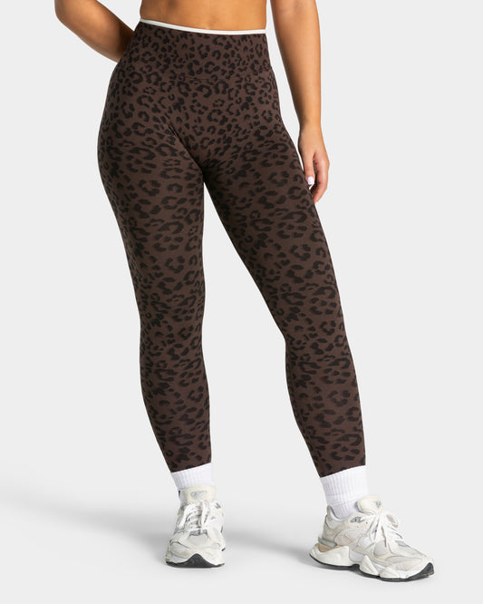 Legginsy Contrastline Sculpt Scrunch „Panterka – espresso”