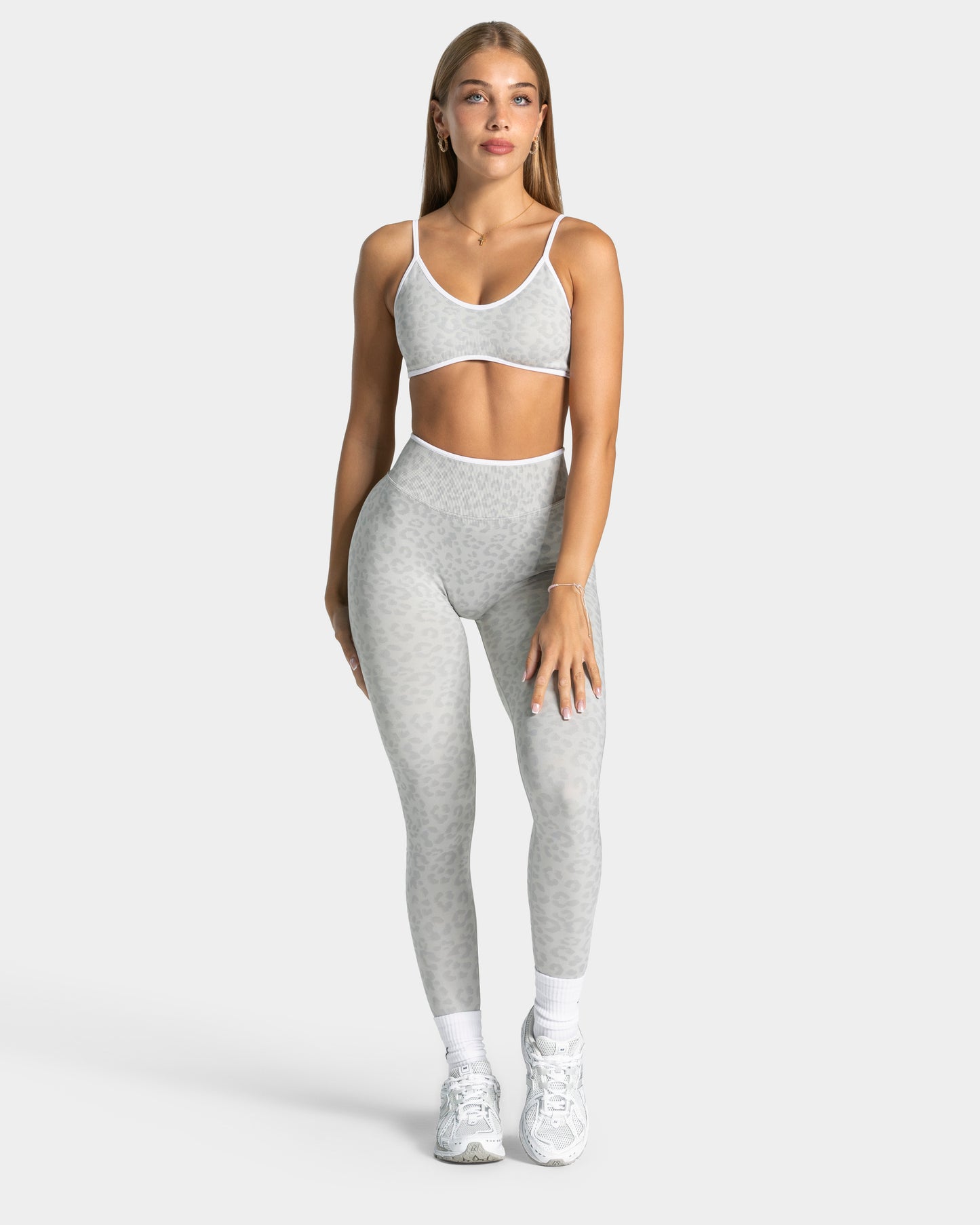Leggings Sculpt Scrunch Contrastline "Leo grigio chiaro"