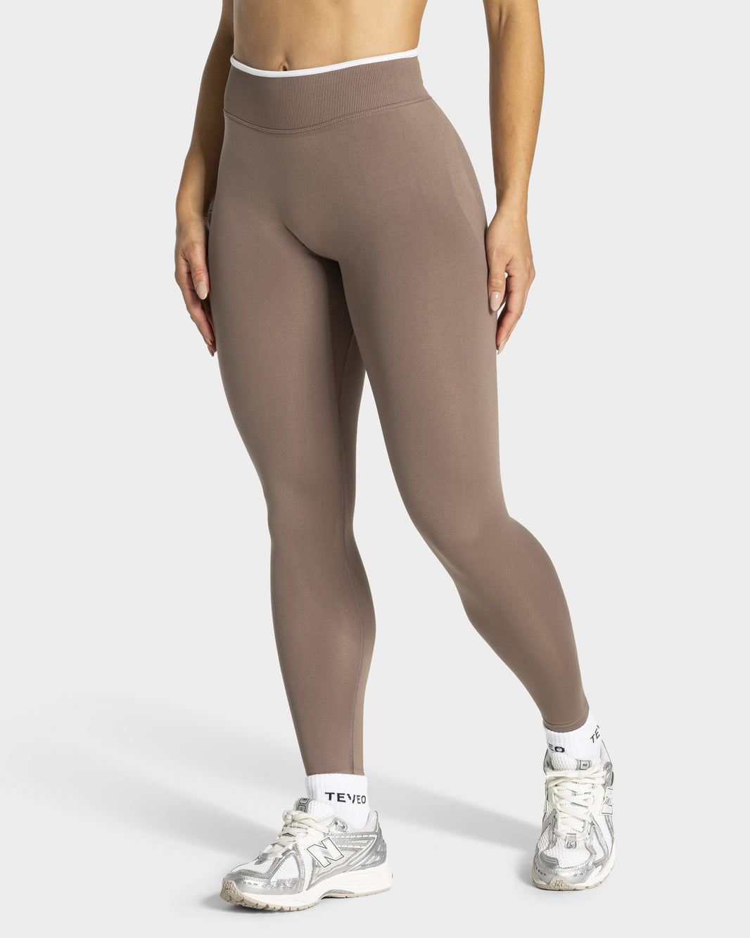 Contrastline Leggings ‘Mocha’