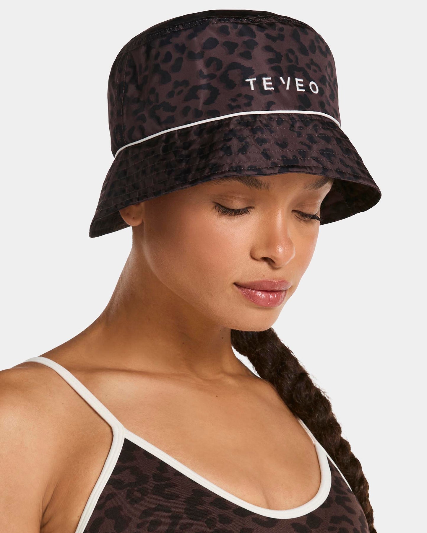 Cappello a secchiello Contrastline “Stampa leopardata Espresso"
