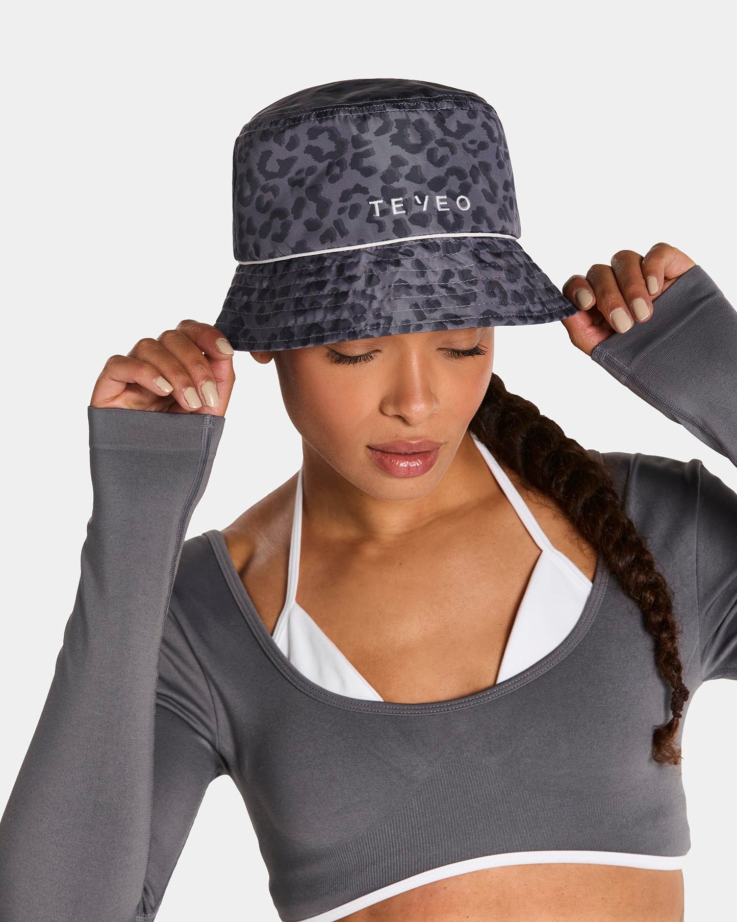 Contrastline Bucket Hat ‘Graphite Leopard’