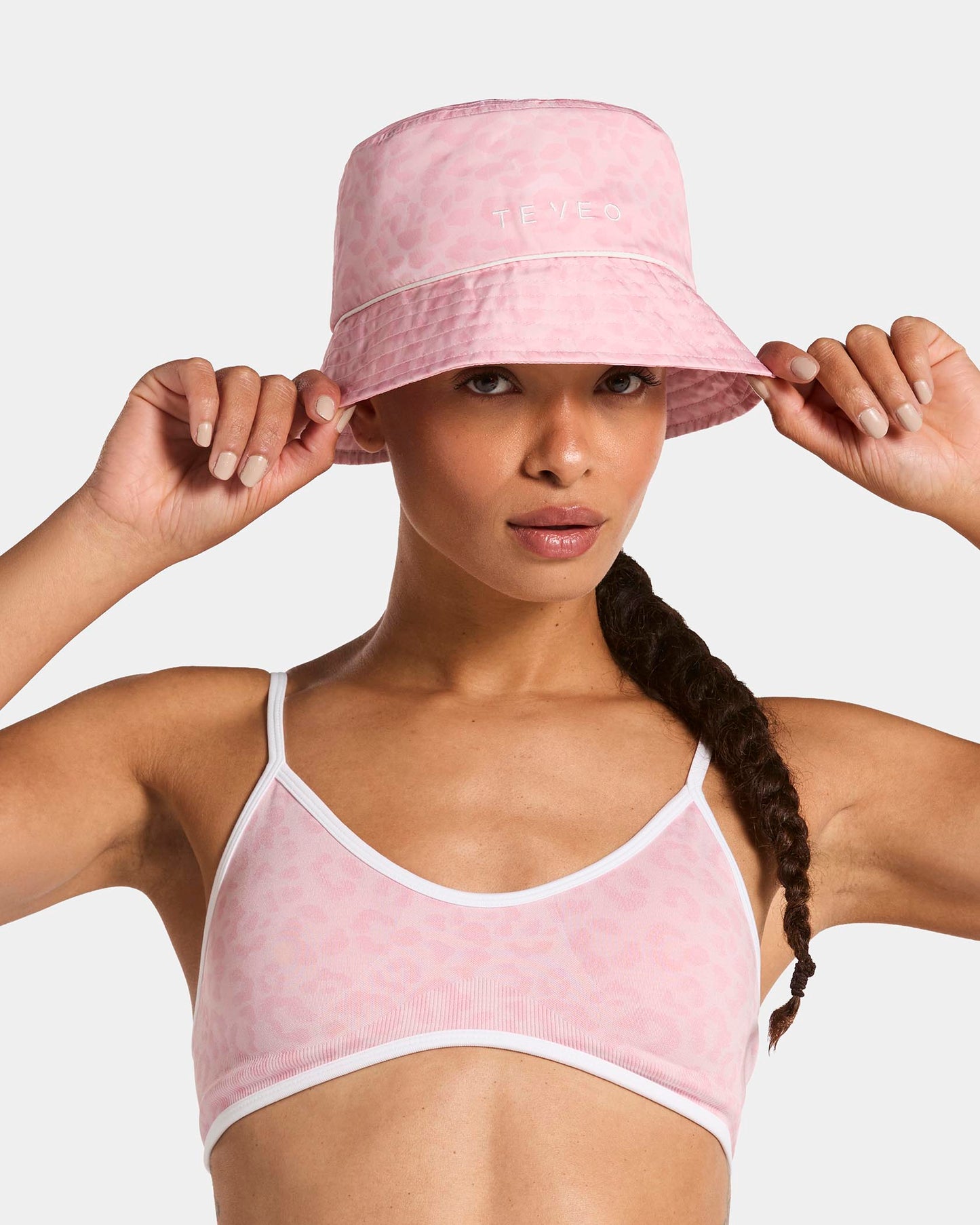 Cappello a secchiello Contrastline “Stampa leopardata Rosa"