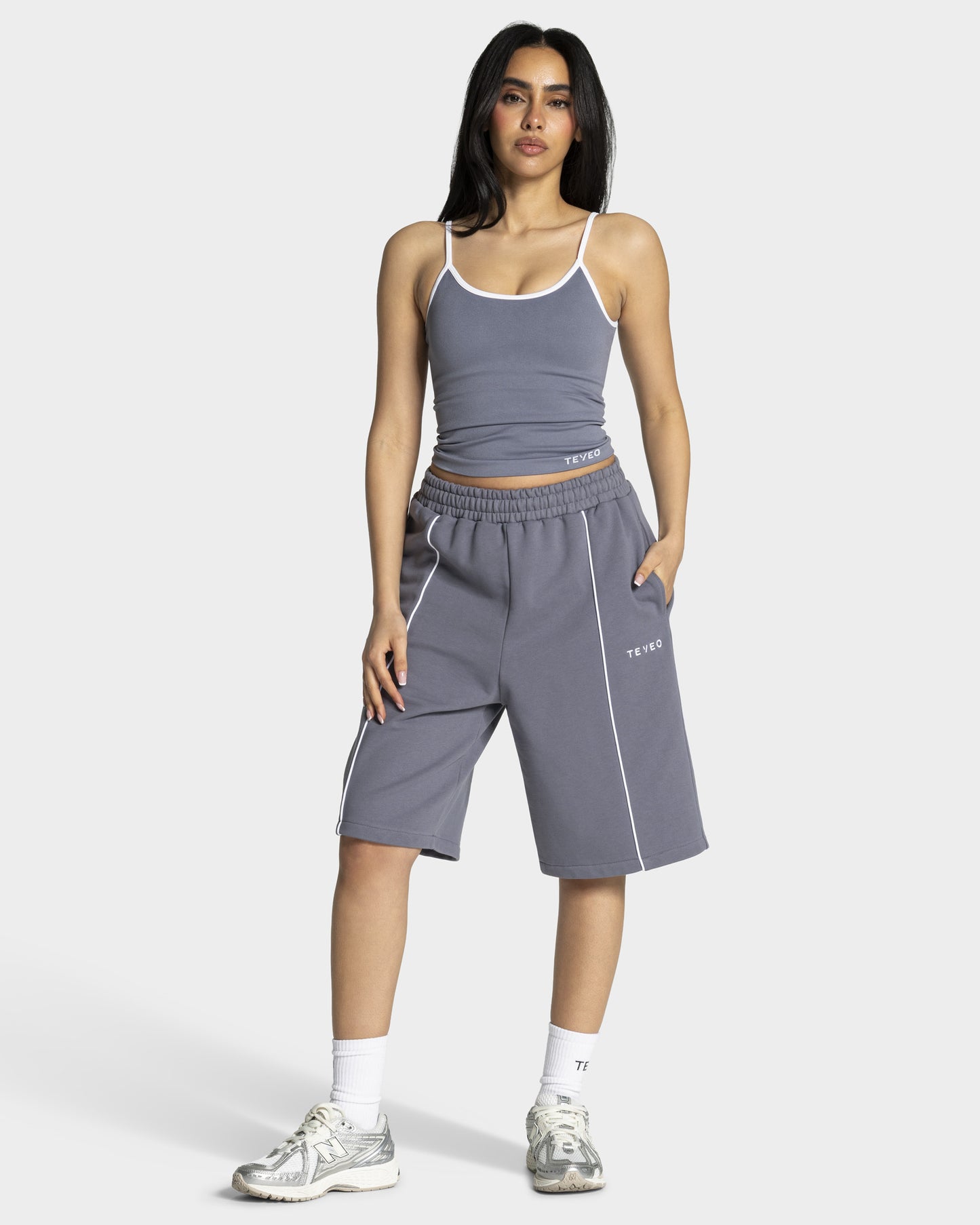 Contrastline Oversized Jorts ‘Ice Grey’