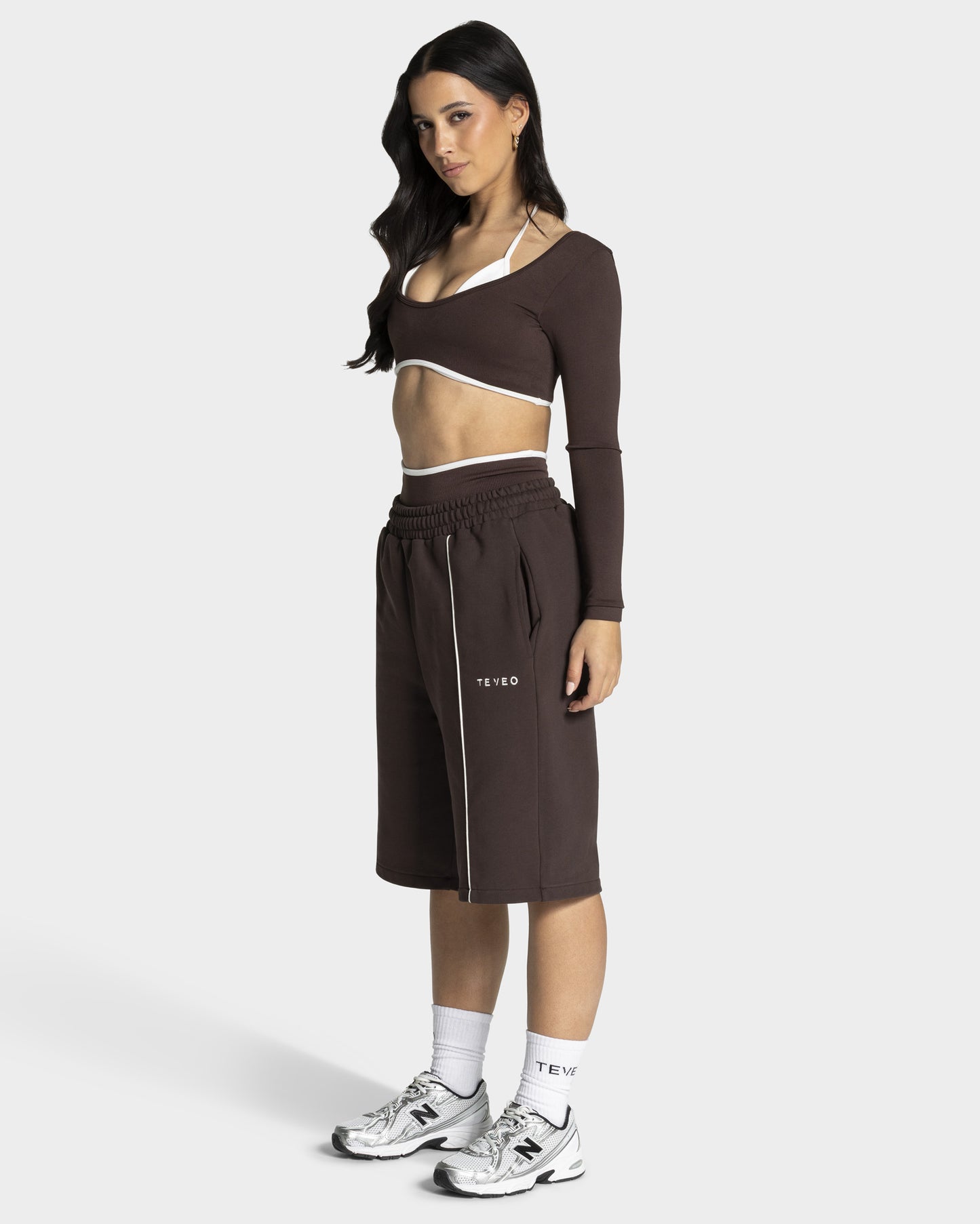 Contrastline Oversized Jorts ‘Espresso’