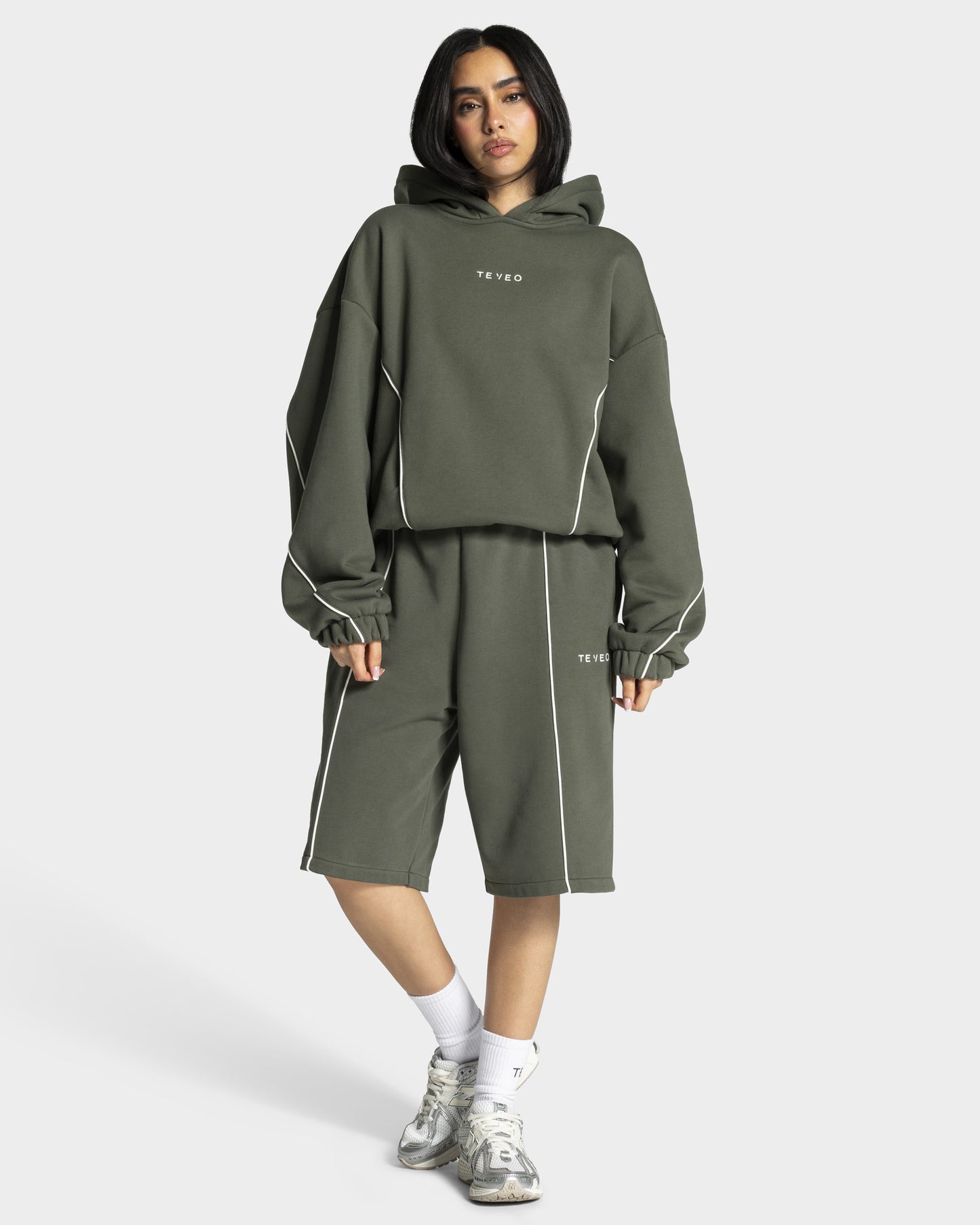 Contrastline Oversized Jorts ‘Khaki’