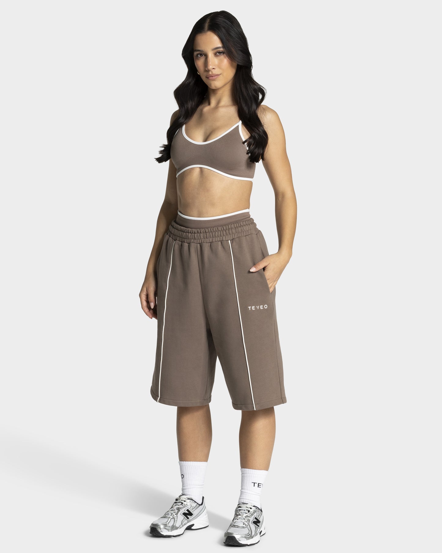 Contrastline Oversized Jorts ‘Mocha’