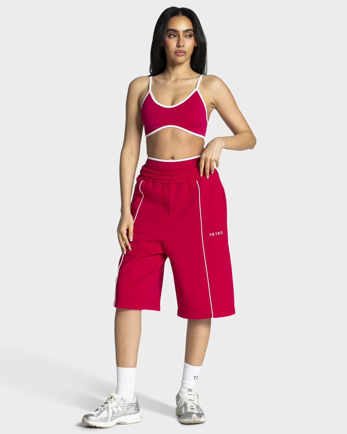 Contrastline Oversized Jorts ‘Raspberry’