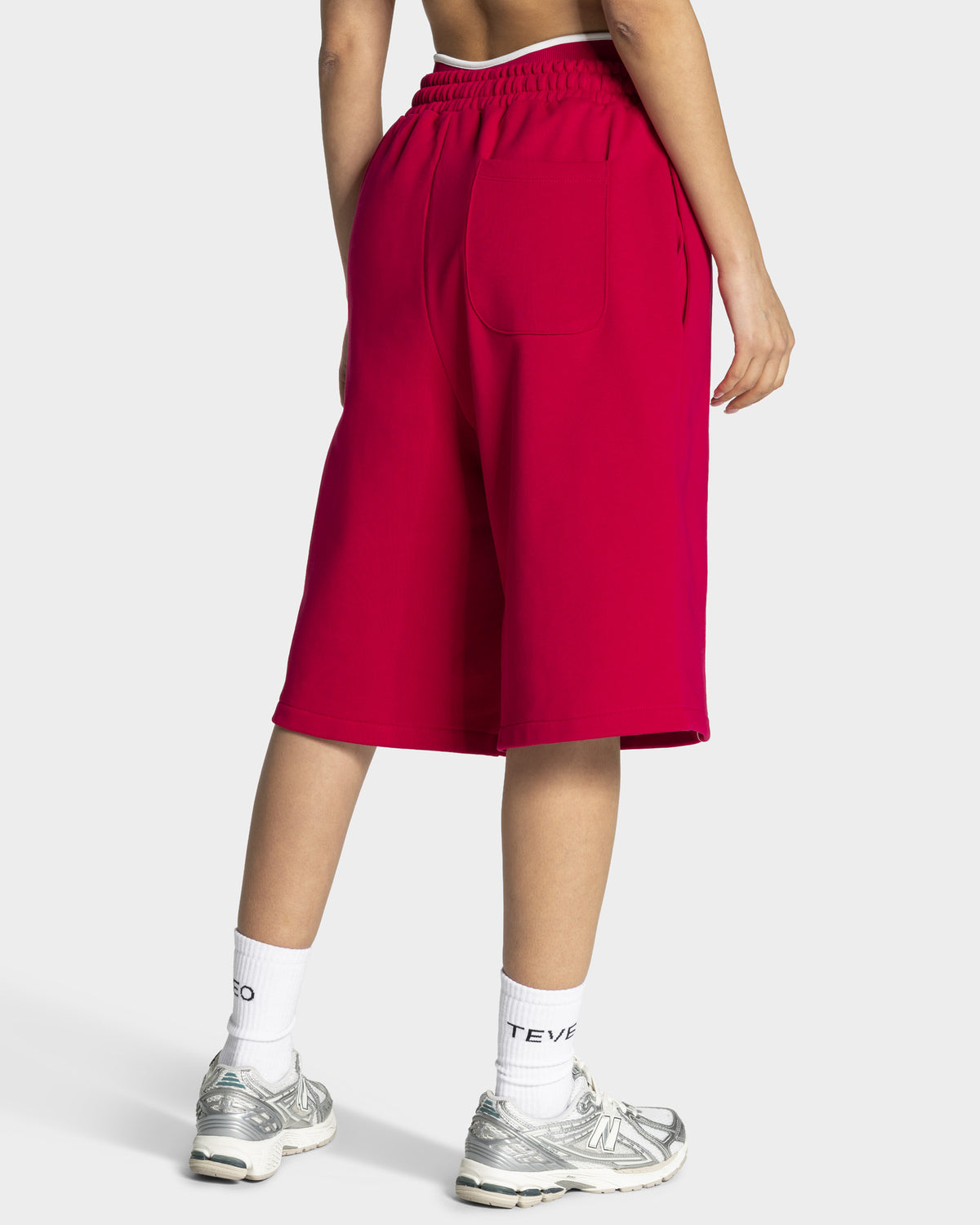 Contrastline Oversized Jorts ‘Raspberry’