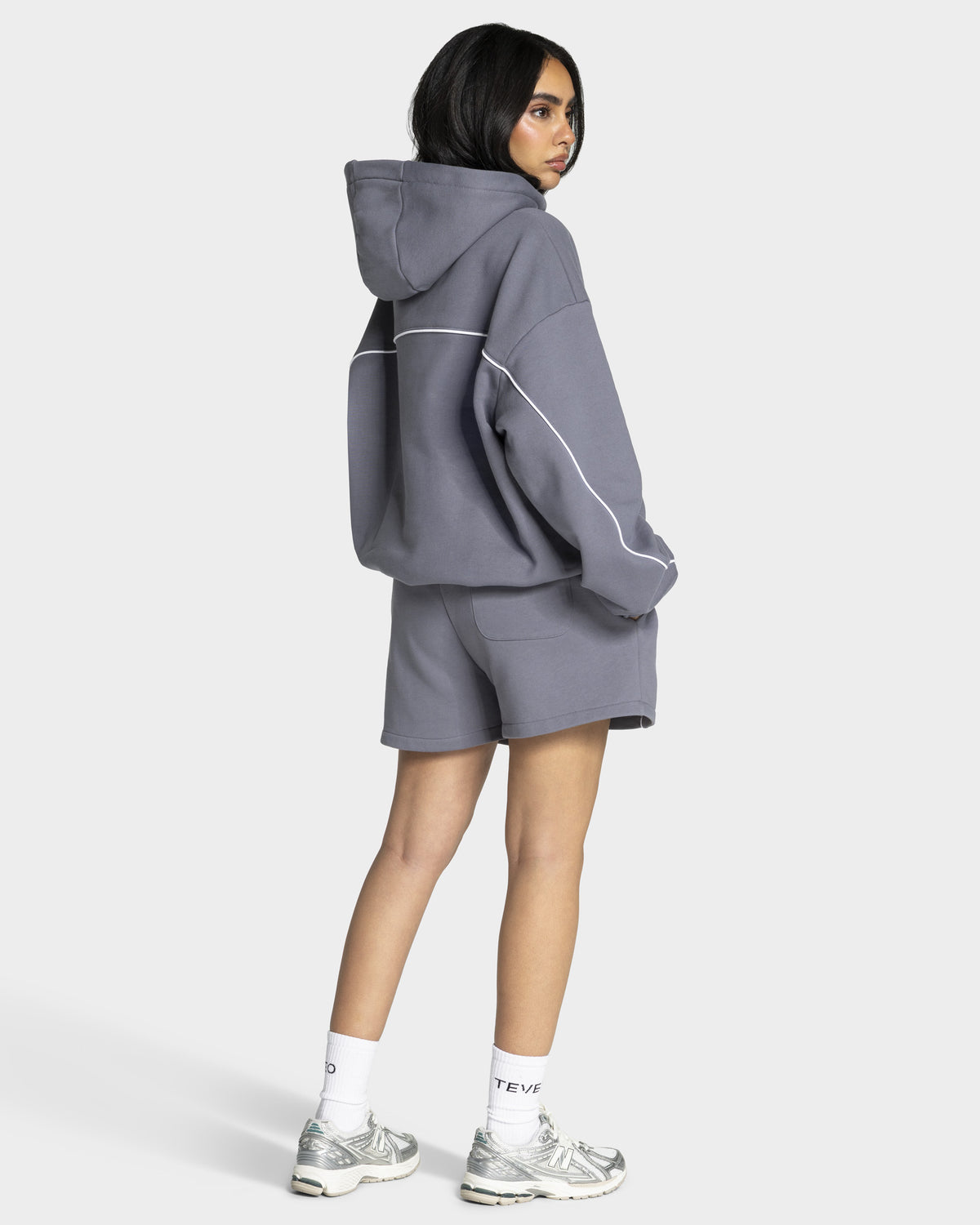 Shorts oversize Contrastline «gris hielo»