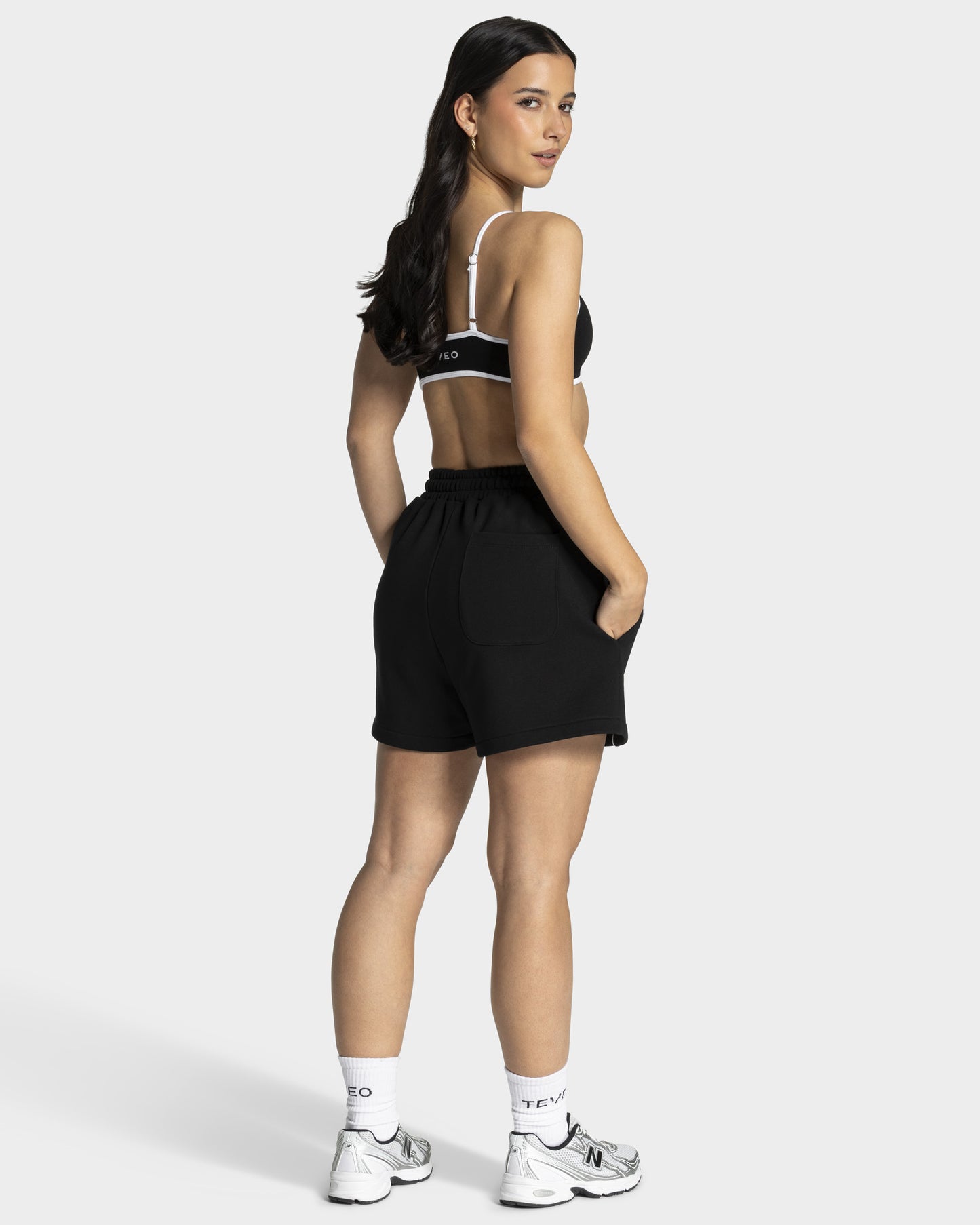 Shorts oversize Contrastline “Nero"