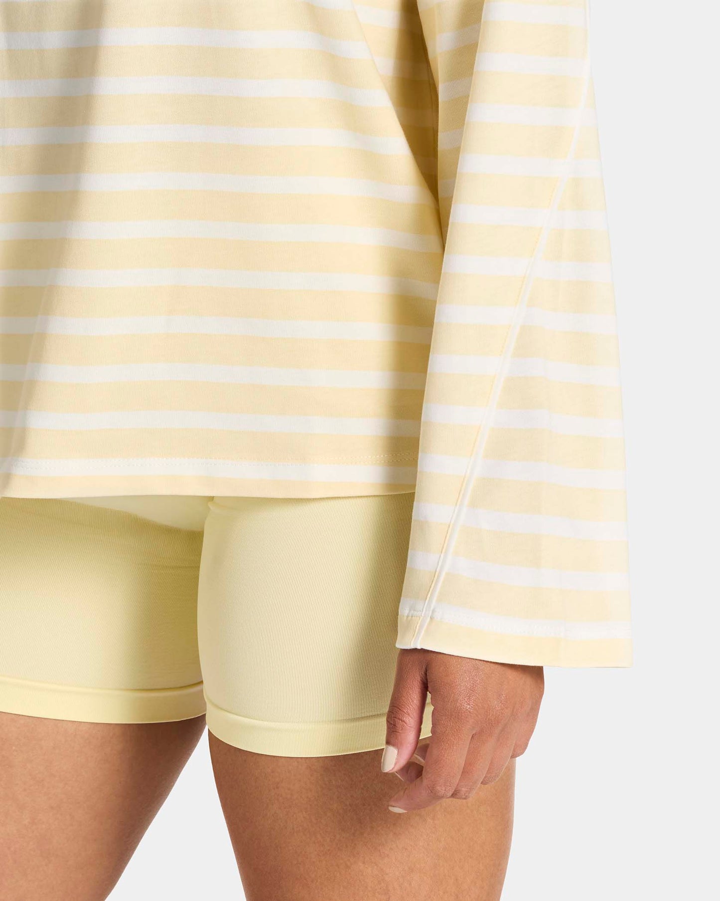 Haut à manches longues et épaules dénudées Contrastline « Stripe Butter Yellow »