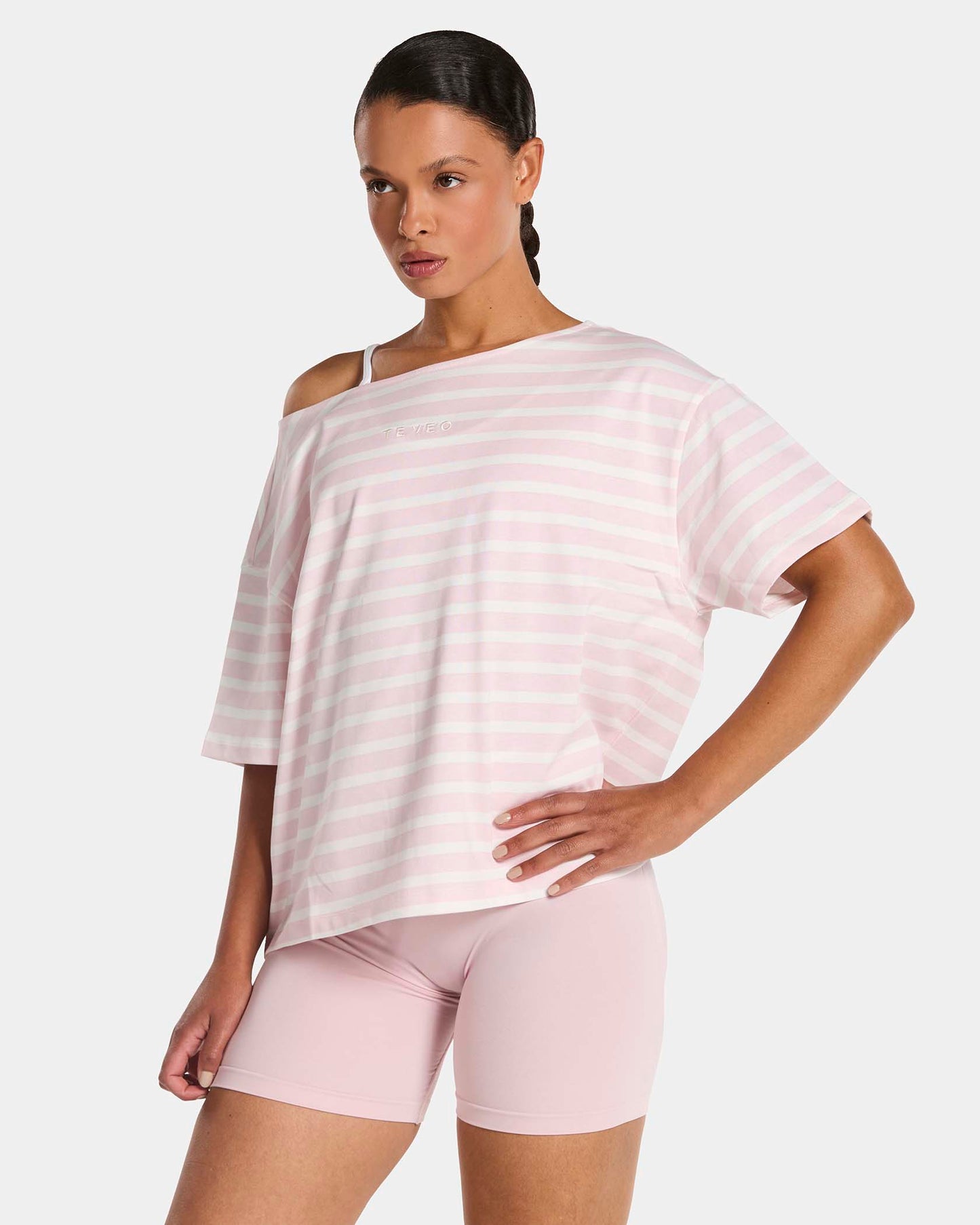 Contrastline Off-Shoulder T-Shirt ‘Blossom Stripe’