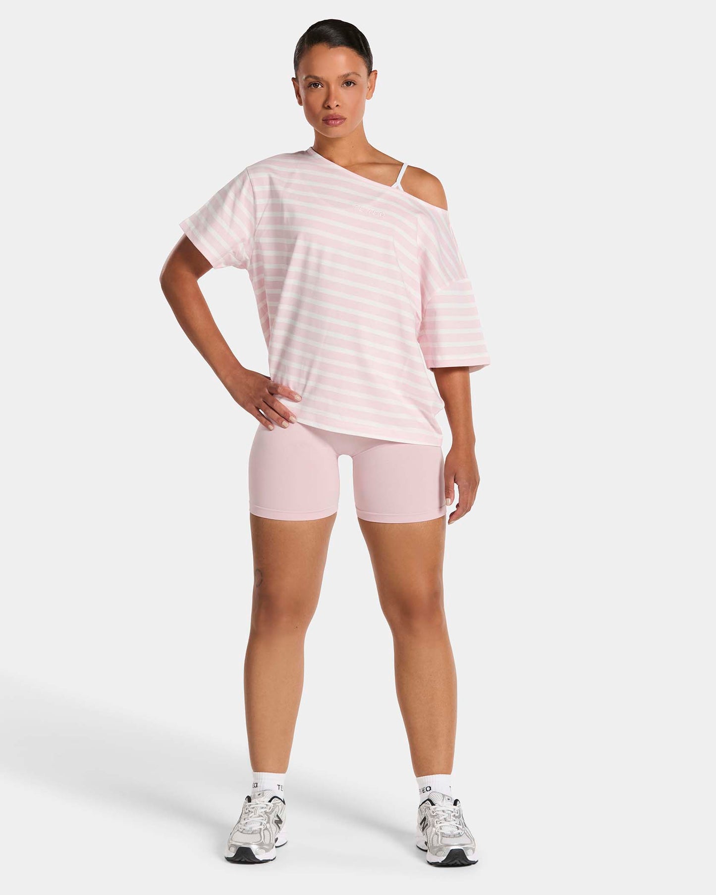 Contrastline Off-Shoulder T-Shirt ‘Blossom Stripe’