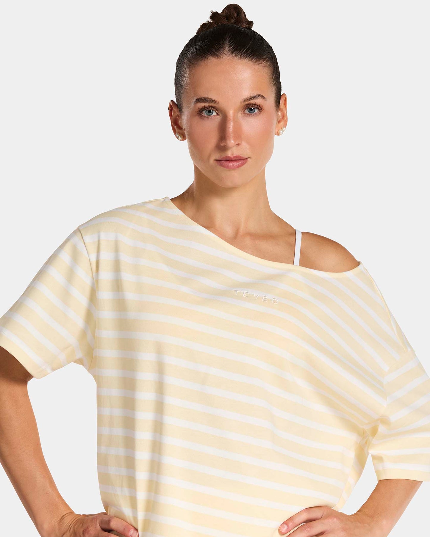 Contrastline Off-Shoulder T-Shirt ‘Butter Yellow Stripe’