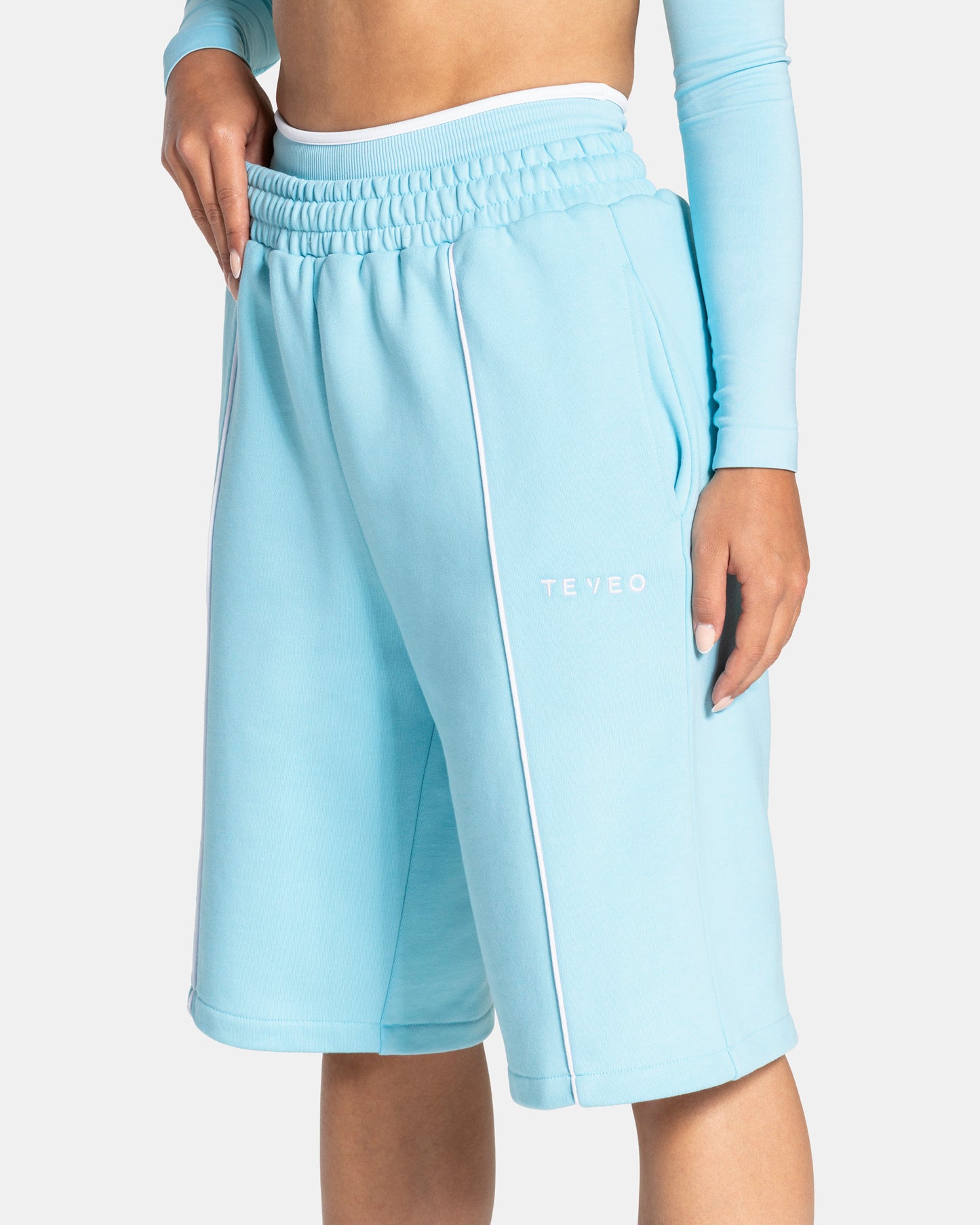 Jorts oversize Contrastline “Arctic Blue"
