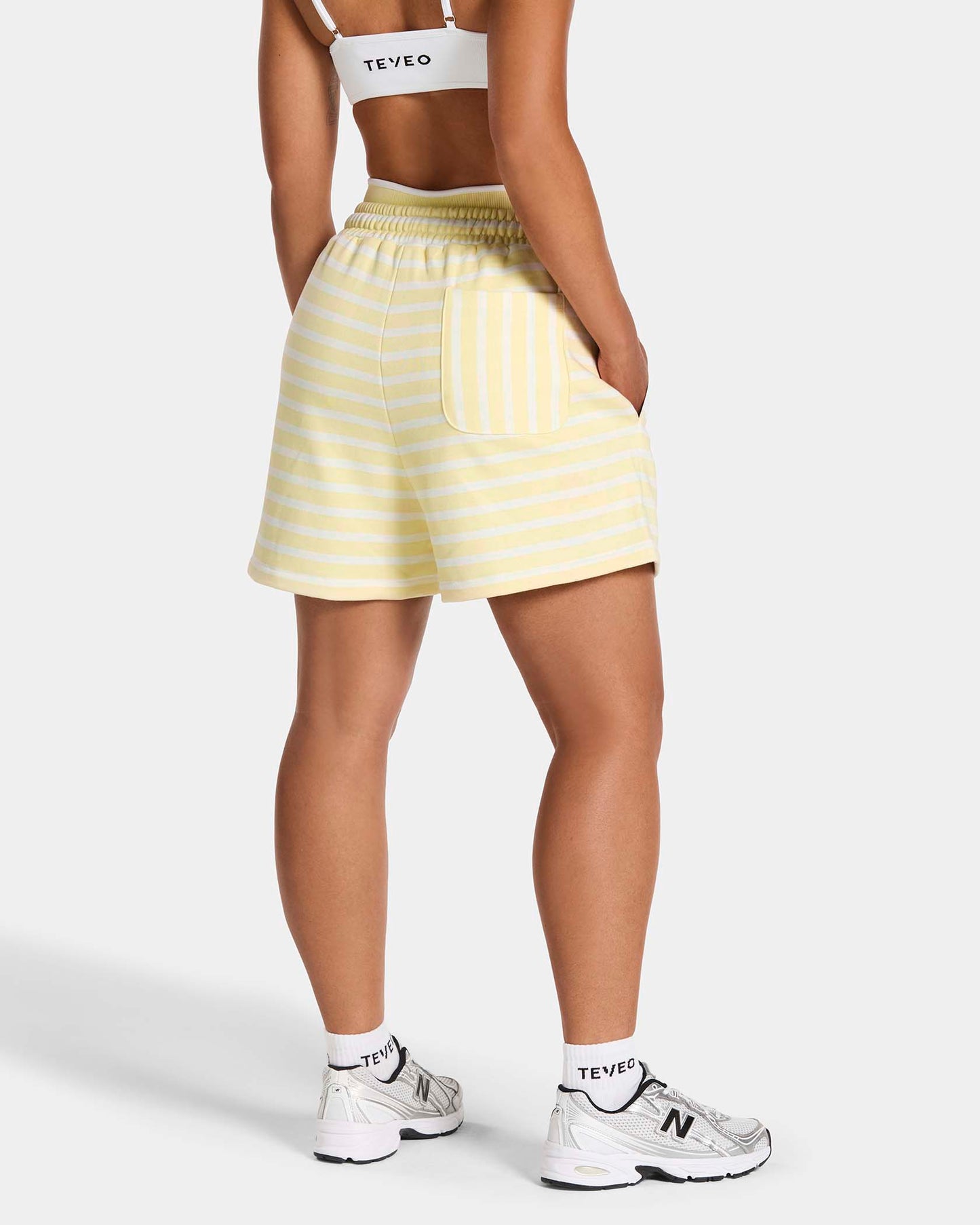 Contrastline Oversized Shorts ‘Butter Yellow Stripe’