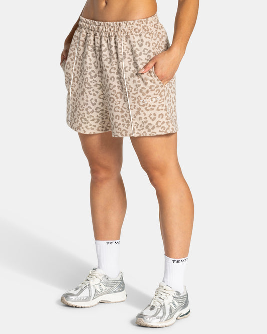 Contrastline Oversized Shorts ‘Cream Leopard’