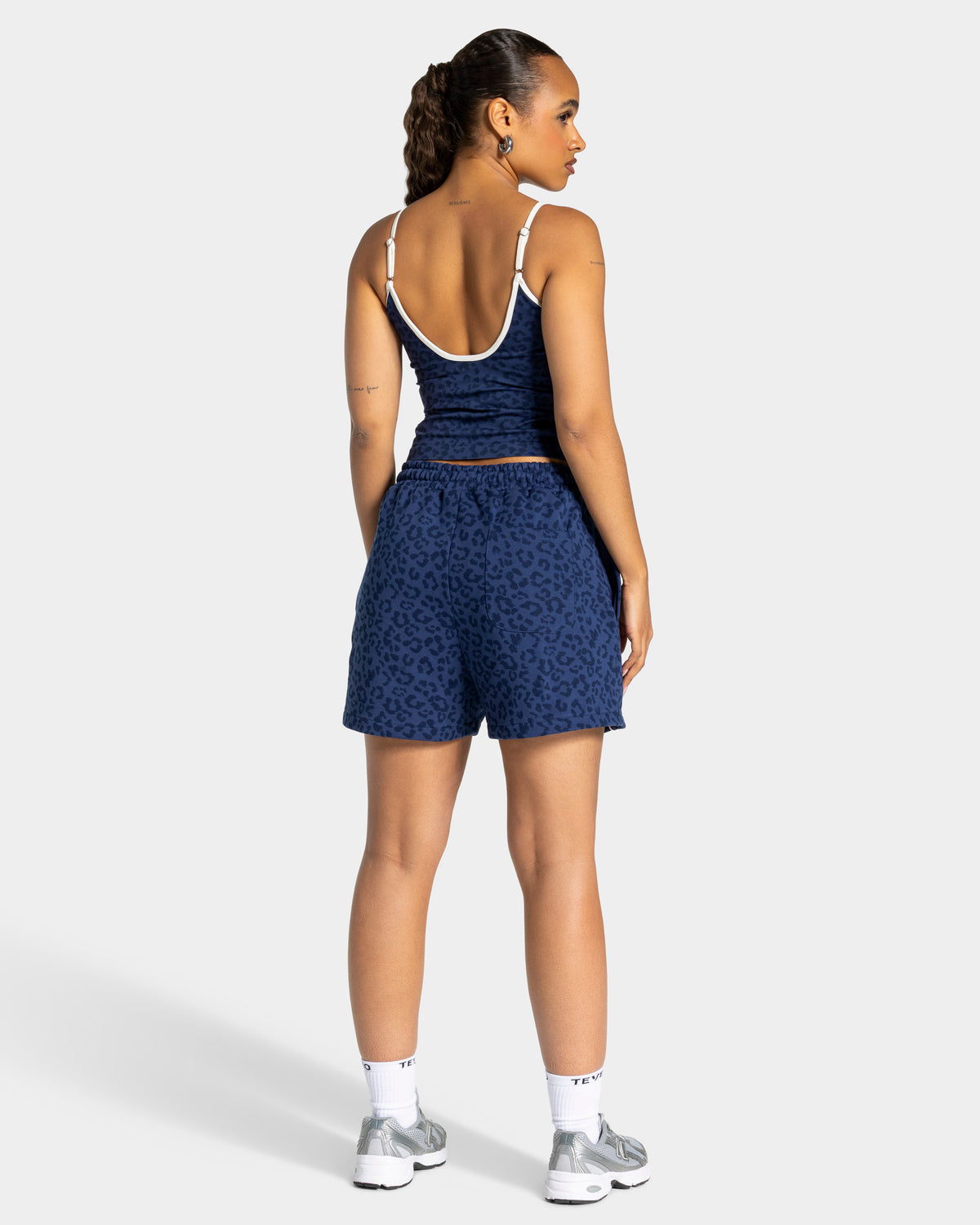 Contrastline Oversized Shorts ‘Dark Blue Leopard’