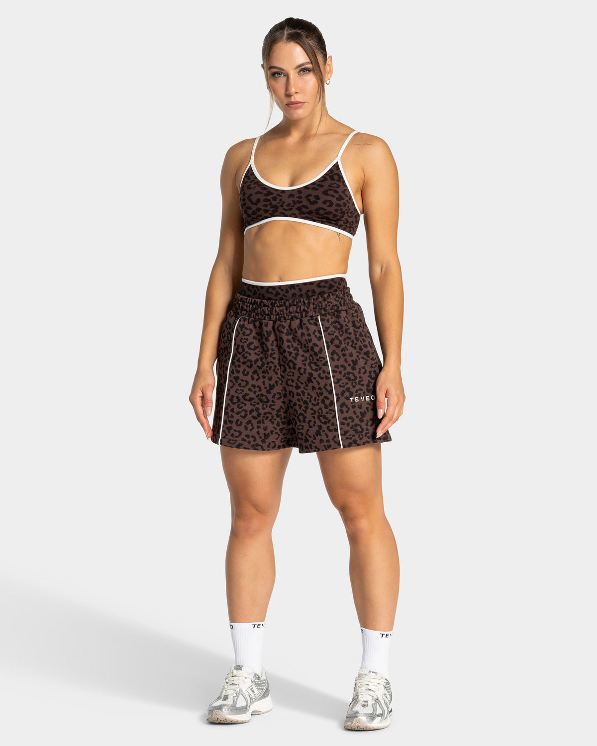 Shorts oversize Contrastline «leopardo Espresso»